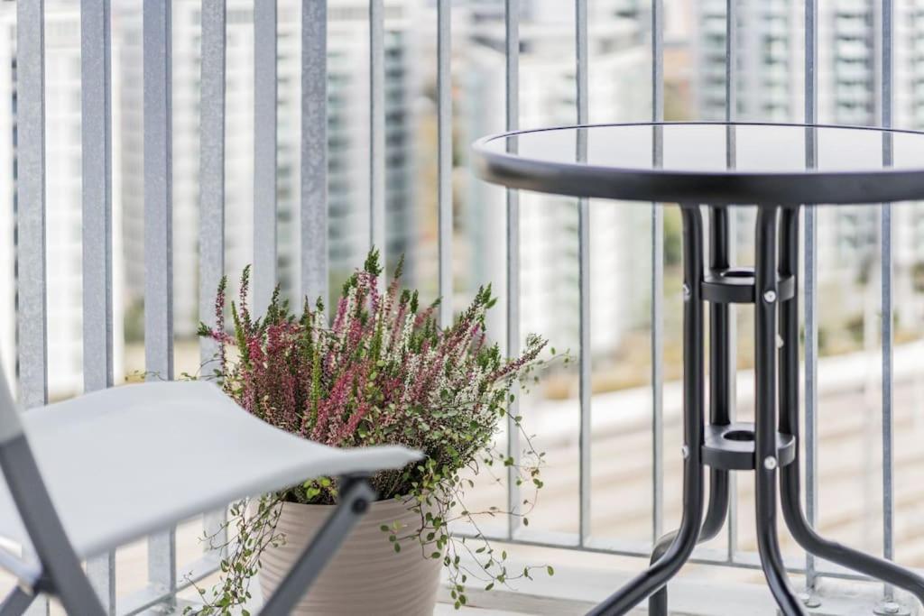 City Sky Studio Mit Balkon Wien Ngoại thất bức ảnh